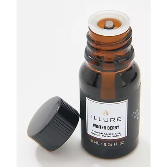 Illure Winter Berry Scent Fragrance Oil Set of 2 Diffuser 10ml Refills NWT - Picture 2 of 4